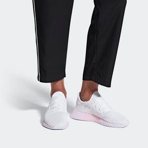 Women’s Adidas Deerupts